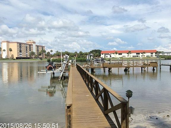3rd image of 19937 Gulf Blvd APT A3