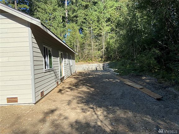 5th image of 250 E Alta Dr