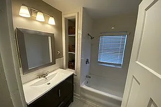3307 Dewey Ave #2 — Photo 6