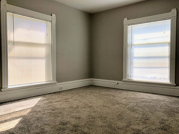 3rd image of 839 Turner Ave NW APT 2