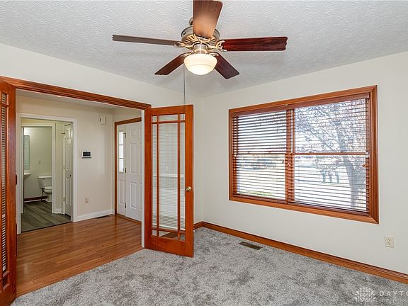 4th image of 422 Georgia Dr