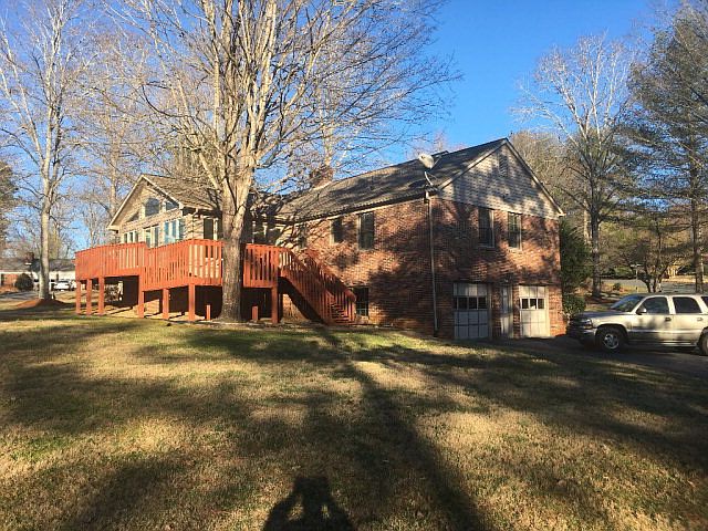 2nd image of 236 S Brookview Rd
