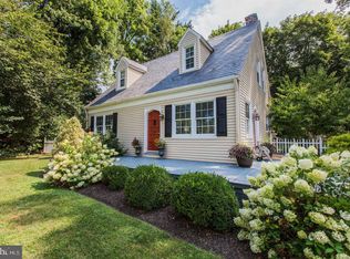 221 Lampeter Rd, Lancaster, PA 17602