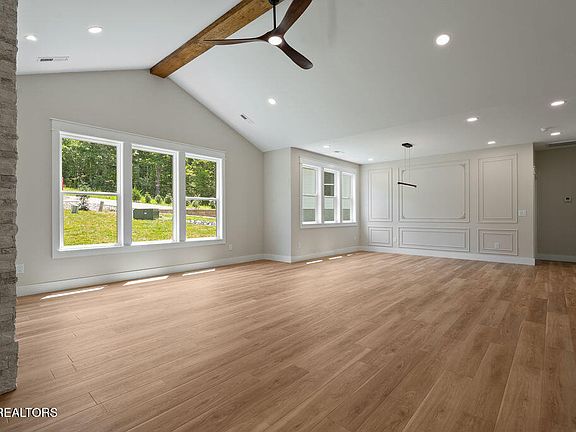 4th image of 110 Elohi Ln