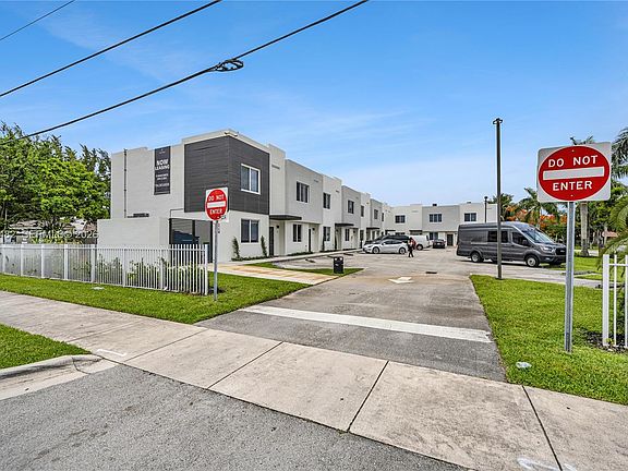 5th image of 170 NE 158th St #2