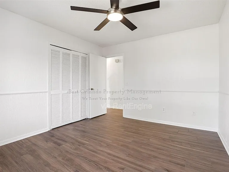 7326 Wethersfield Dr — Photo 27
