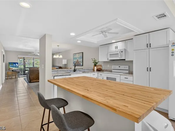 12191 Kelly Sands Way APT 1505, Fort Myers, FL 33908