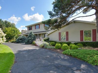 1836 Longfield LANE, Richfield, WI, 53076
