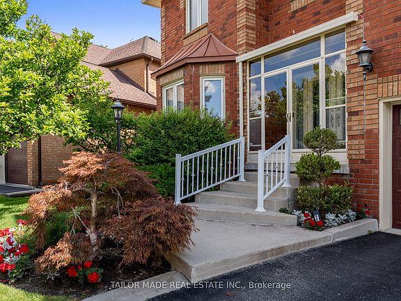 2nd image of 3 Stonegate Dr