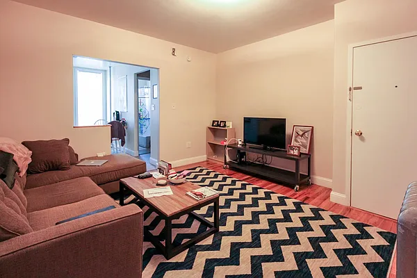 Rented by Horowitz Real Estate | media 33