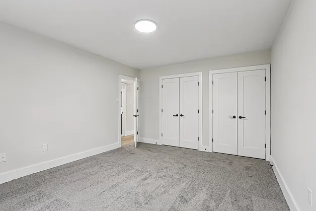 Park Crest Village — Photo 10