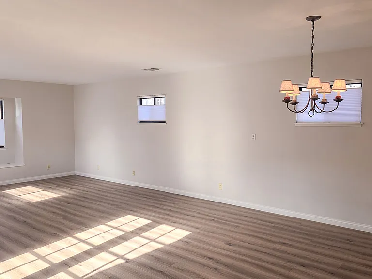 3105 Lodgewood St — Photo 19