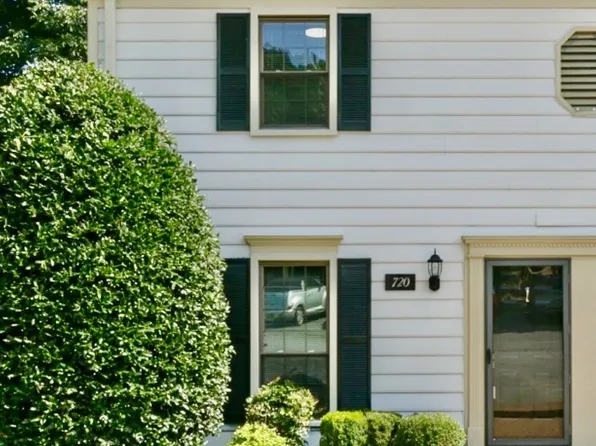 720 Fox Ridge Dr, Brentwood, TN 37027