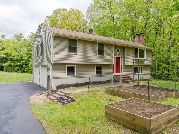 74 Parker Mountain Road, Barrington, NH 03825-6201