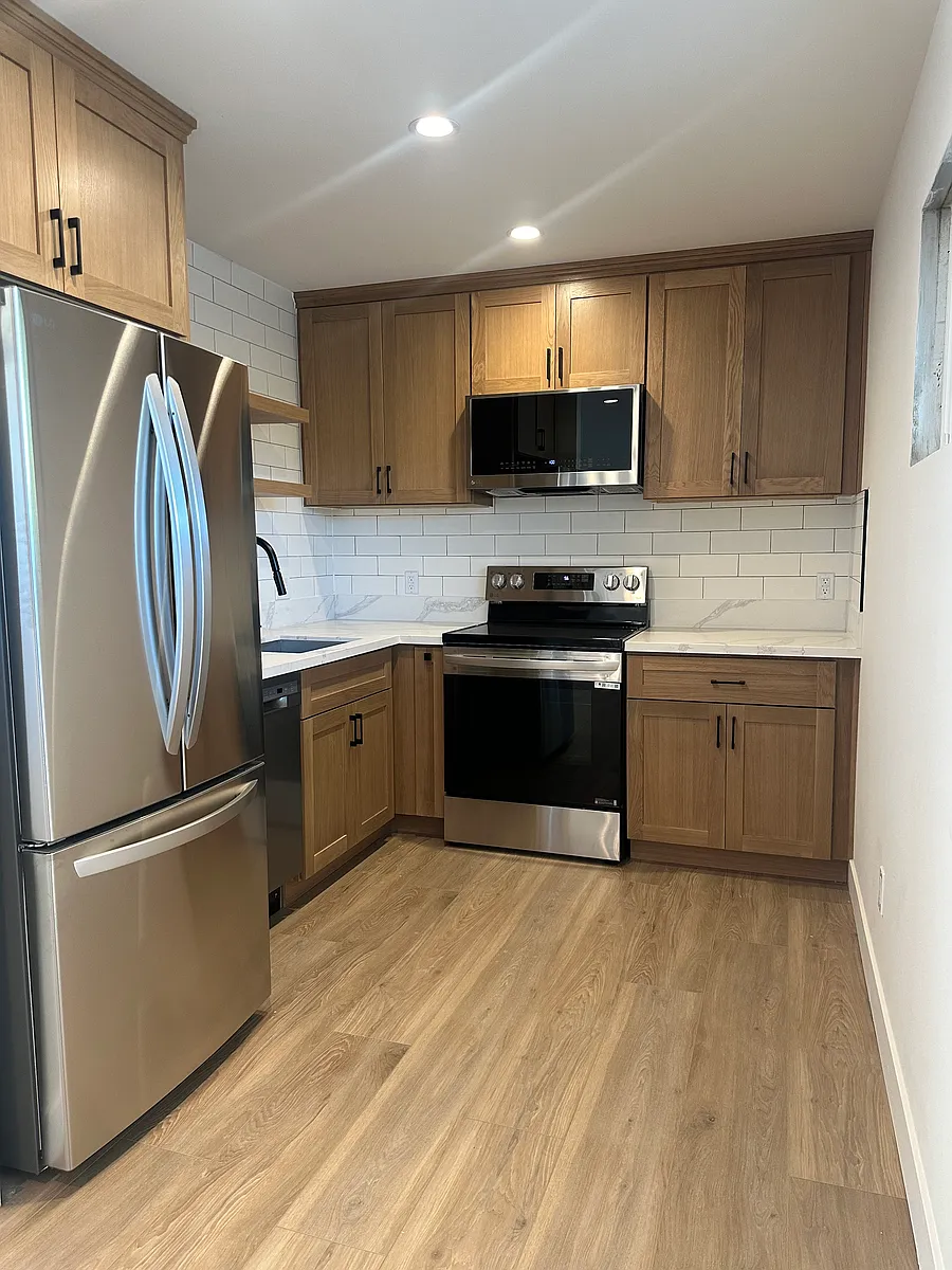Building Photo - 11600 Rochester Ave #12
