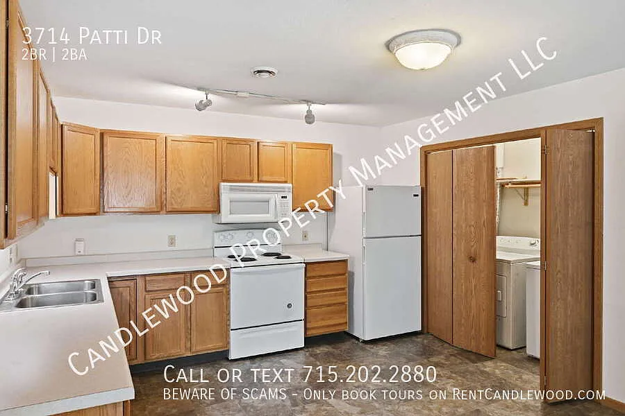 2 Bedroom Pet Friendly Apartment Available Now! — Photo 4