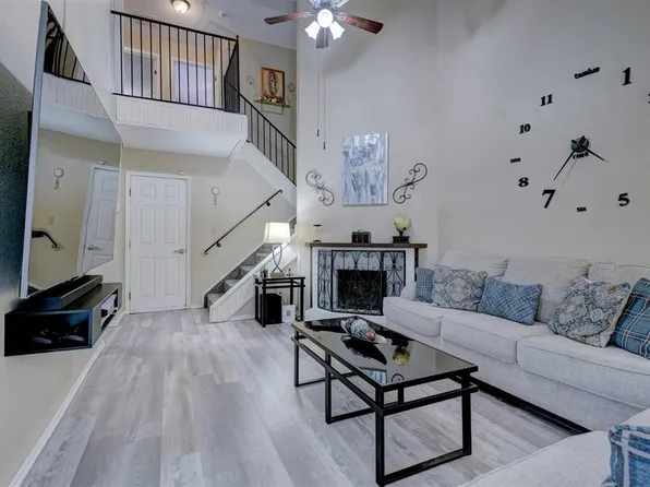 8721 N Roxbury Blvd, Oklahoma City, OK 73132