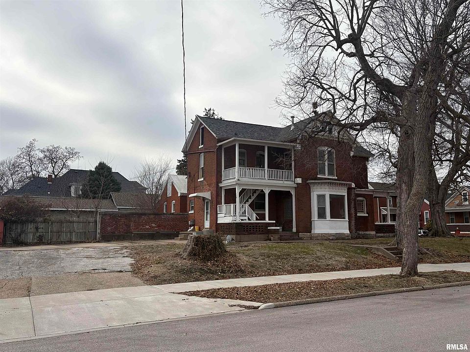 2nd image of 1330 Spring St