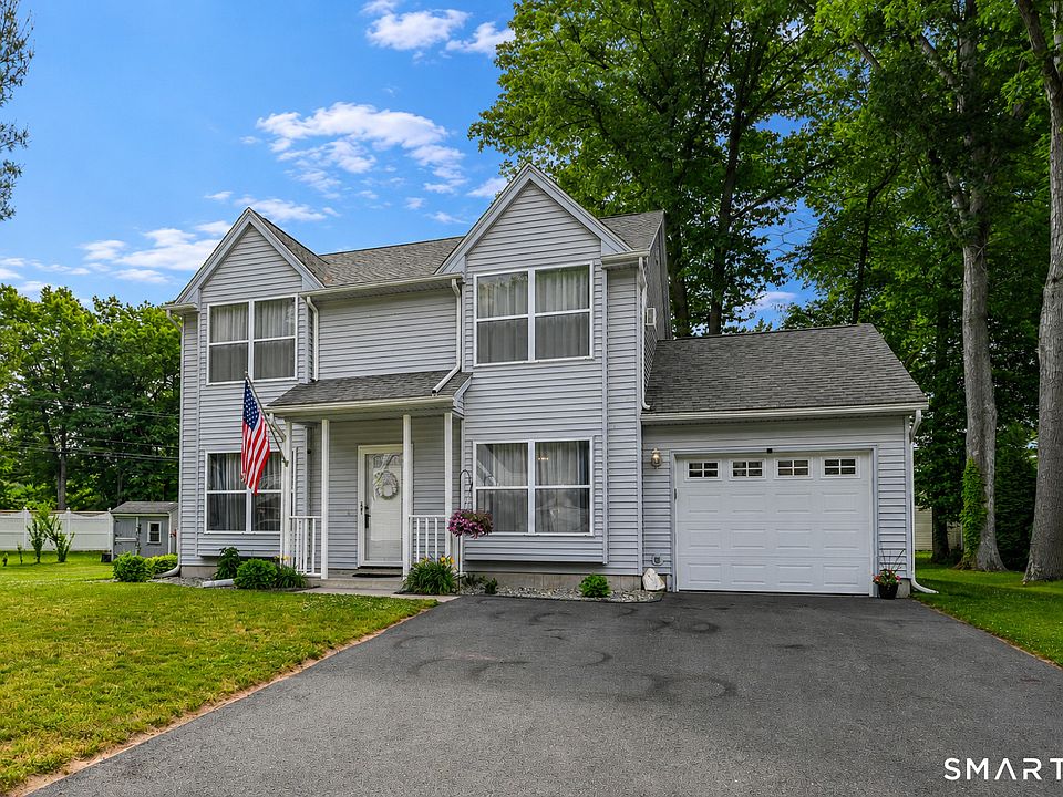 1st image of 14 Fitch Meadow Lane #14