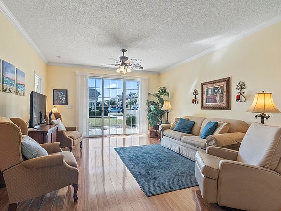 2nd image of 6203 Catalina Dr. #415