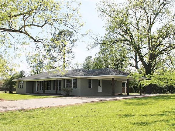 3rd image of 1407 Horseshoe Dr