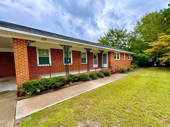2626 Pauls Path Road, Kinston, NC 28504