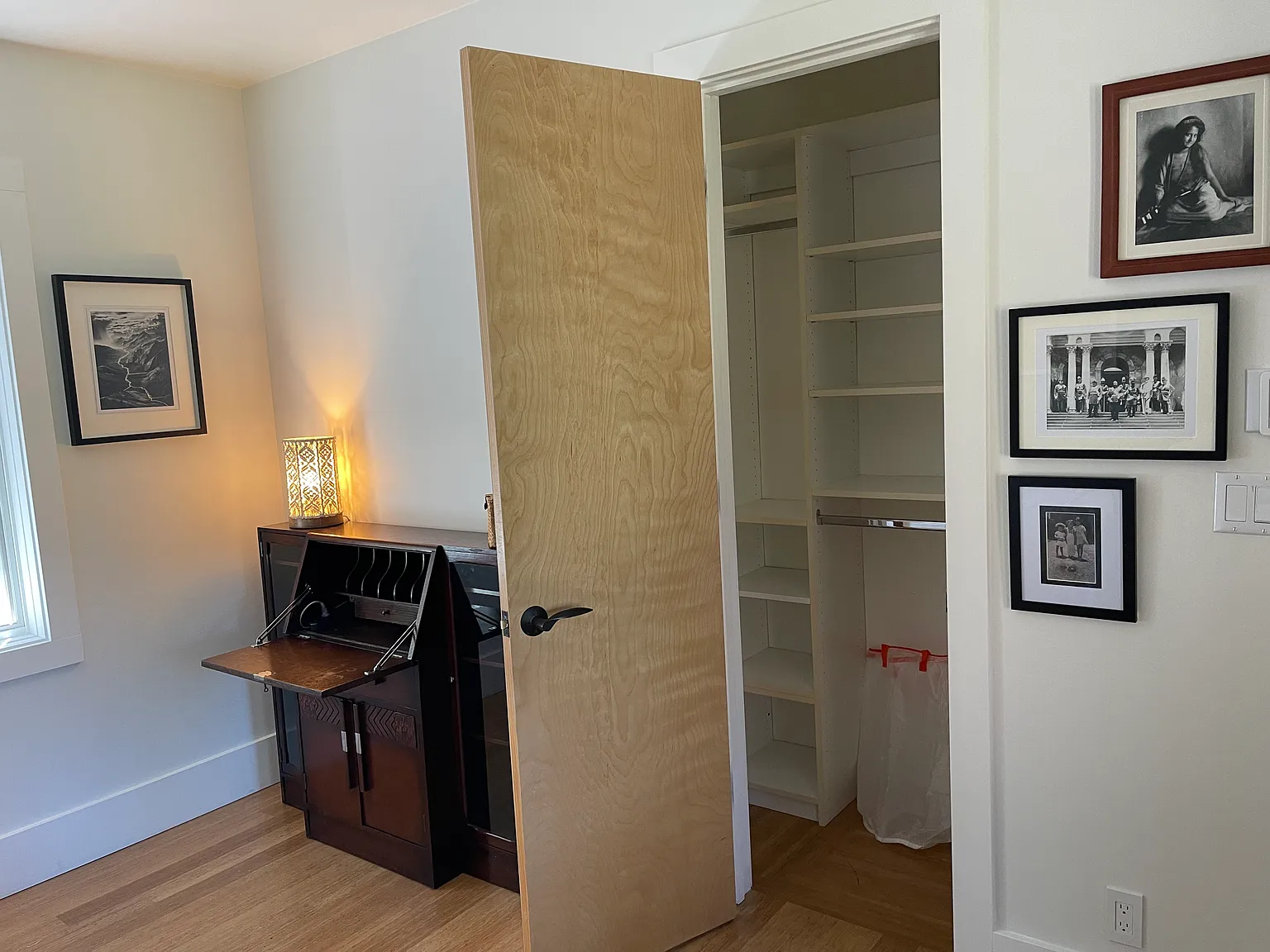 Studio, 350 sqft, $1,600 — Photo 3