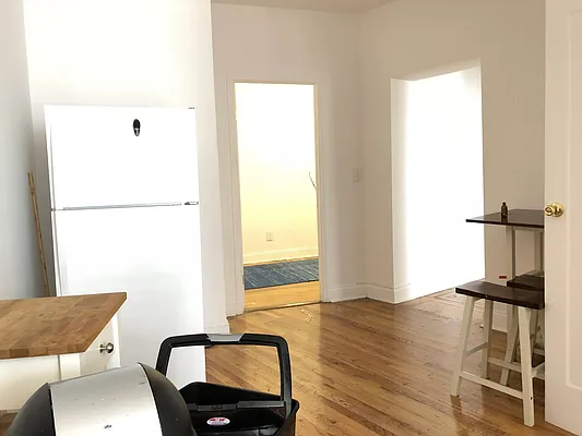 Rented by Lang Realty LLC | media 4