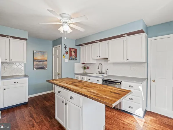 4640 E Stiles St, Philadelphia, PA 19137