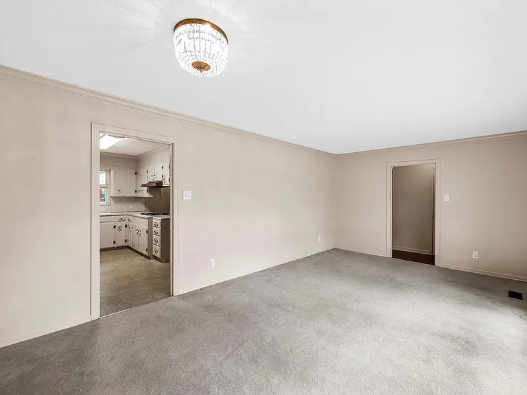 7808 Delhi Rd — Photo 21