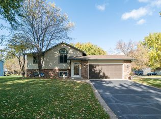 9559 173rd St W, Lakeville, MN 55044