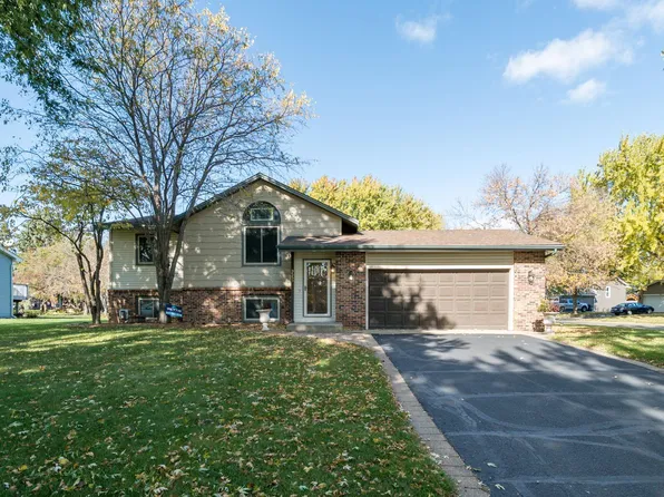 9559 173rd St W, Lakeville, MN 55044