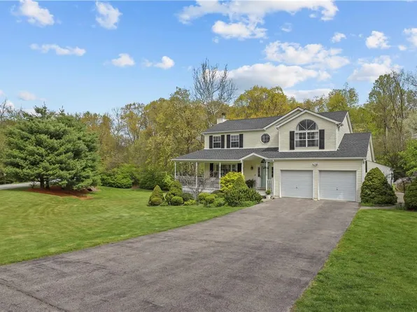 11 Honeysuckle Court, Stormville, NY 12582