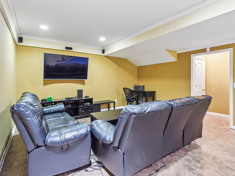 4735 Shiloh Crossing Way — Photo 34