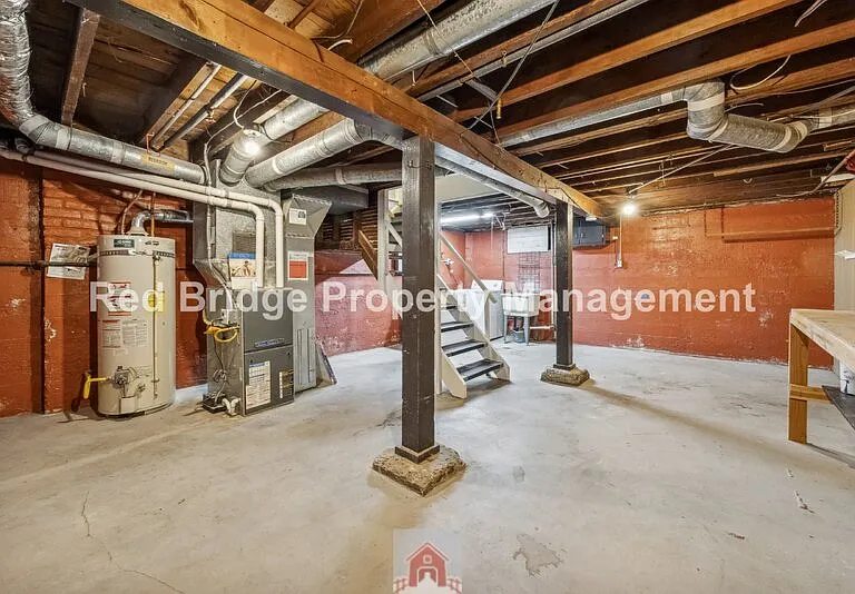 2619 NE Flanders St — Photo 30