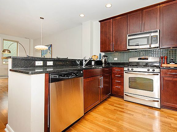 2nd image of 4950 N Western Ave APT 2E