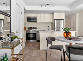 31 Farmstead Rd #1339740, Toronto, ON M2L2X2