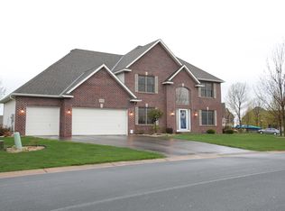 17724 Formosa Ave, Lakeville, MN 55044