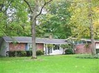 1187 Berwick Ln, South Euclid, OH