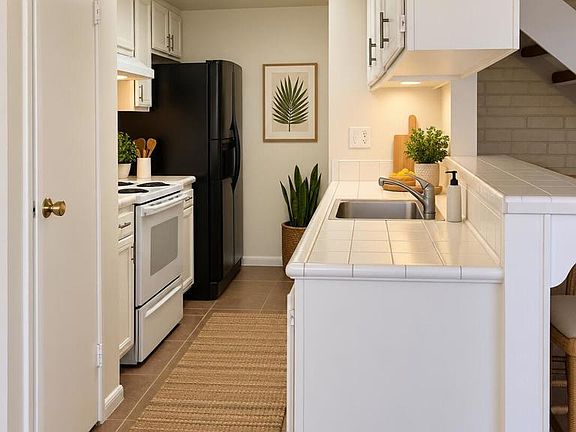3rd image of 72685 Raven Rd Unit 2