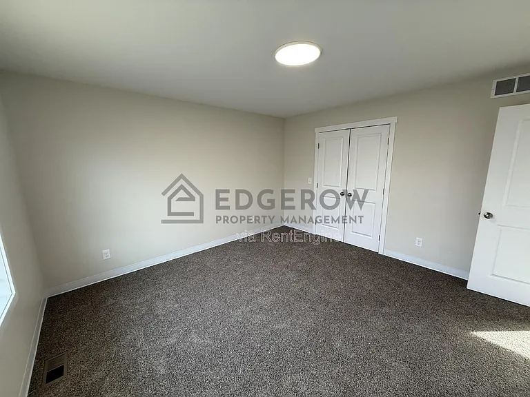 1014 Lafayette Ave SE #2 — Photo 5