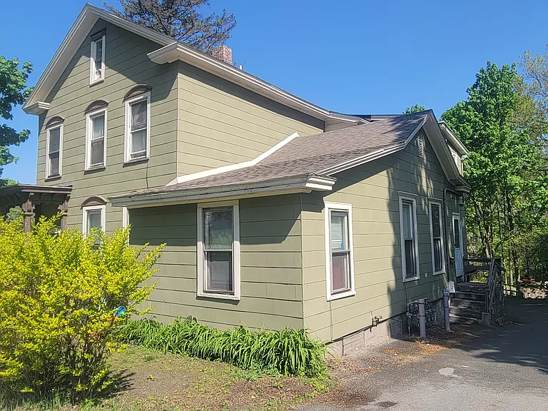 105 W Main St #2 — Photo 25