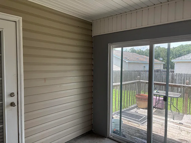 5261 Montejo Dr — Photo 24