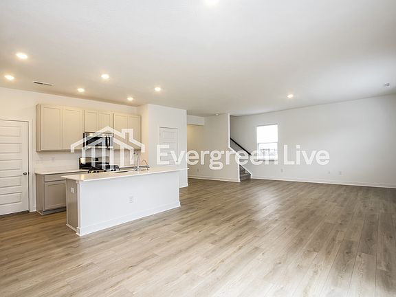 4th image of 3617 Copley Ct