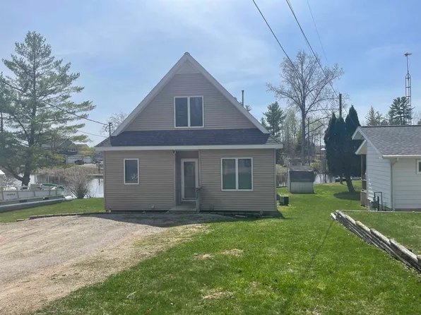 7527 Cove Rd, Hale, MI 48739