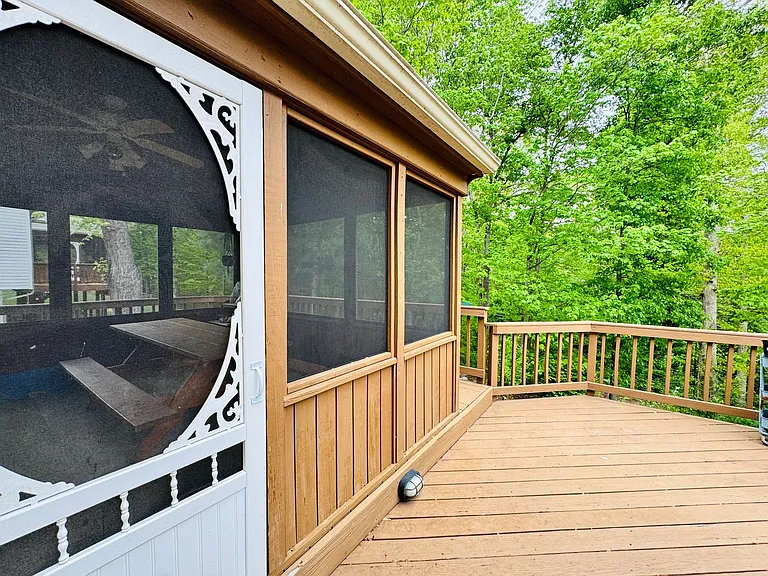 12525 Hedges Run Dr — Photo 4