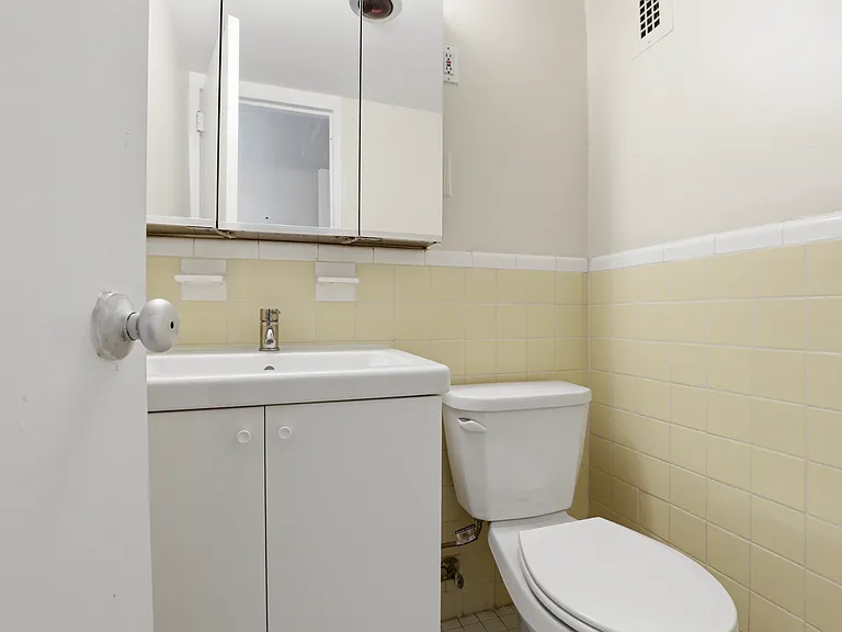 1330 New Hampshire Ave NW #715 — Photo 15