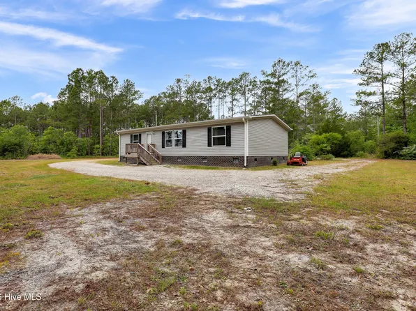 233 Old Folkstone Rd, Holly Ridge, NC 28445