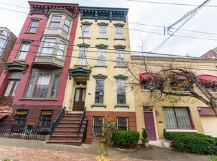 3 Elm St, Albany, NY 12202