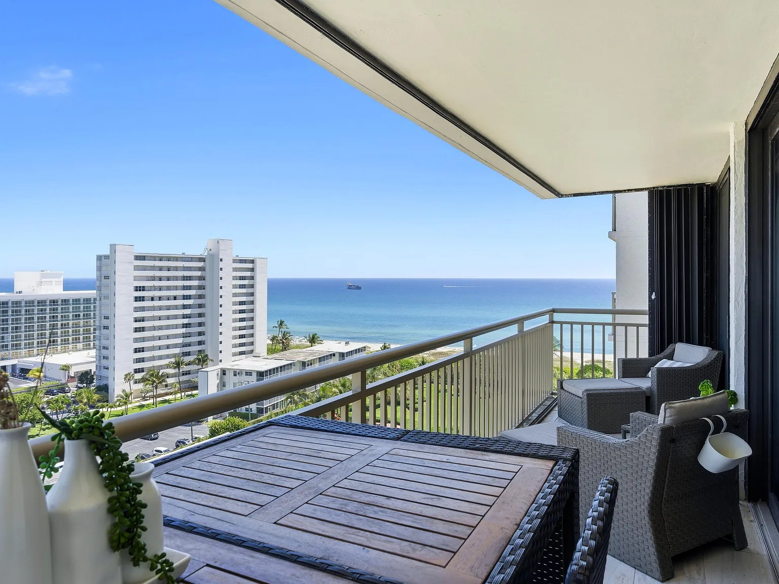2 bed, 2.0 bath, 1479 sqft, $6,500 — Photo 1